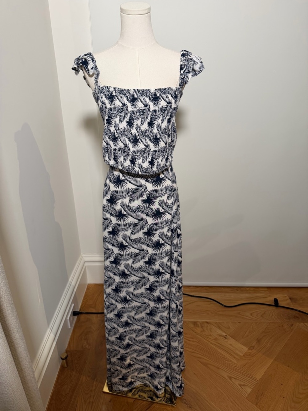 Lulu's Navy and White Palm Print Skirt Set